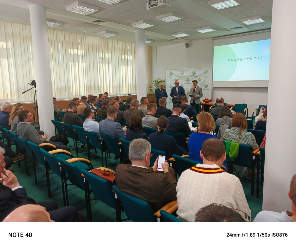 „Polscy rolnicy liderami zielonych zmian” - to główny temat dzisiejszej konferencji „EUROPA - czas transformacji”, która ma miejsce w Warszawie. 🇪🇺🇵🇱 Kluczowe dyskusje dla sektora agro.
#rolnictwo #zielonezmiany #transformacja #Europa #agro #Warszawa