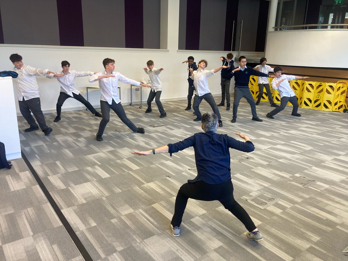 NAISDublin's tweet image. We recently had the pleasure of welcoming Juilliard specialist Hilary Easton! 💃🎭
Hilary shared her expertise in dance and drama through masterclasses and workshops with both students and teachers, bringing fresh creativity and energy to our performing arts programme.👏✨