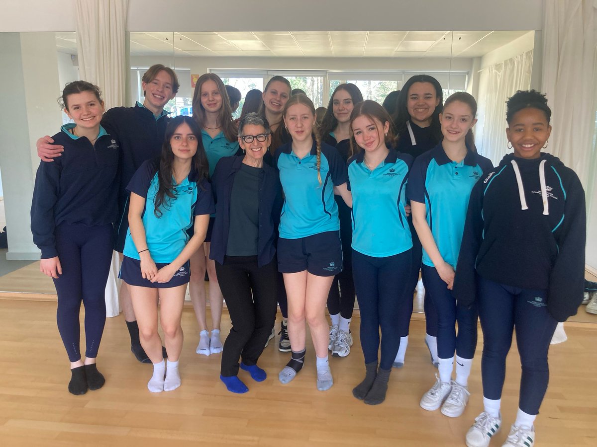 NAISDublin's tweet image. We recently had the pleasure of welcoming Juilliard specialist Hilary Easton! 💃🎭
Hilary shared her expertise in dance and drama through masterclasses and workshops with both students and teachers, bringing fresh creativity and energy to our performing arts programme.👏✨