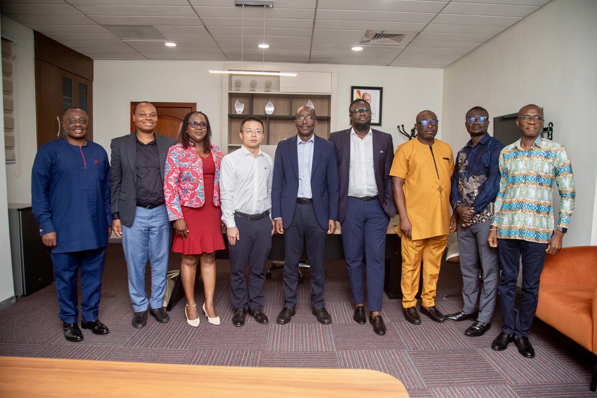CEOofGNPC's tweet image. In my recent meeting with Fei Yu, Managing Director of BGP-Bay Geophysical Services Ltd., and Nana Ekua Abert-Viala, Corporate Affairs Manager, they provided an update on BGP-Bay’s #seismic work on the Voltaian Basin Project.

As the contractor responsible for seismic data…