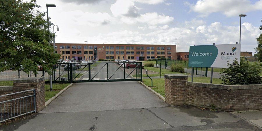 JimFergusonUK's tweet photo. 🚨 UK SCHOOL IN LOCKDOWN: INTRUDERS STORM GATES 🚨

A teacher left bleeding.
Children crying.
An entire school terrorized.

“There are kids crying and everything. It’s really bad.” — eyewitness

📢 WHAT IS GOING ON IN THIS COUNTRY?
⚠️ Schools no longer feel safe
⚠️ Gates aren’t barriers — they’re entry points
⚠️ And no one in power seems willing to name the problem, let alone fix it

How many more warnings does Britain need?

This isn’t just a one-off.
It’s a symptom of deeper collapse — in law, in order, and in leadership.

The children are crying.
 The country should be screaming.
https://t.co/qpfuSjer53