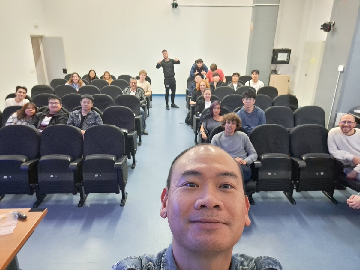 UAM_EPS's tweet photo. 🌍🤝 La @UAM_EPS  fortalece lazos internacionales con su visita a la universidad @OsloMet en Noruega.
Un paso más hacia la colaboración académica europea y el impulso de proyectos conjuntos.
📍 Oslo, Noruega
#Internacionalización #UAM #EPS #OsloMet https://t.co/NqBh3lilUY
