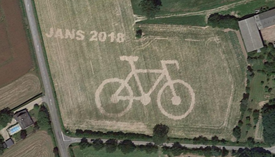 l_coutey's tweet photo. 🌍 Je veux laisser une trace.
Tech agricole, partenariats solides, impact visible jusqu’à Google Earth… et bientôt au #TourDeFrance2025 🌽🚴
👉 Détails ici : https://t.co/dpBJutqAng

#AgriTech #Innovation #AgricultureDurable https://t.co/kq8r5gtowl