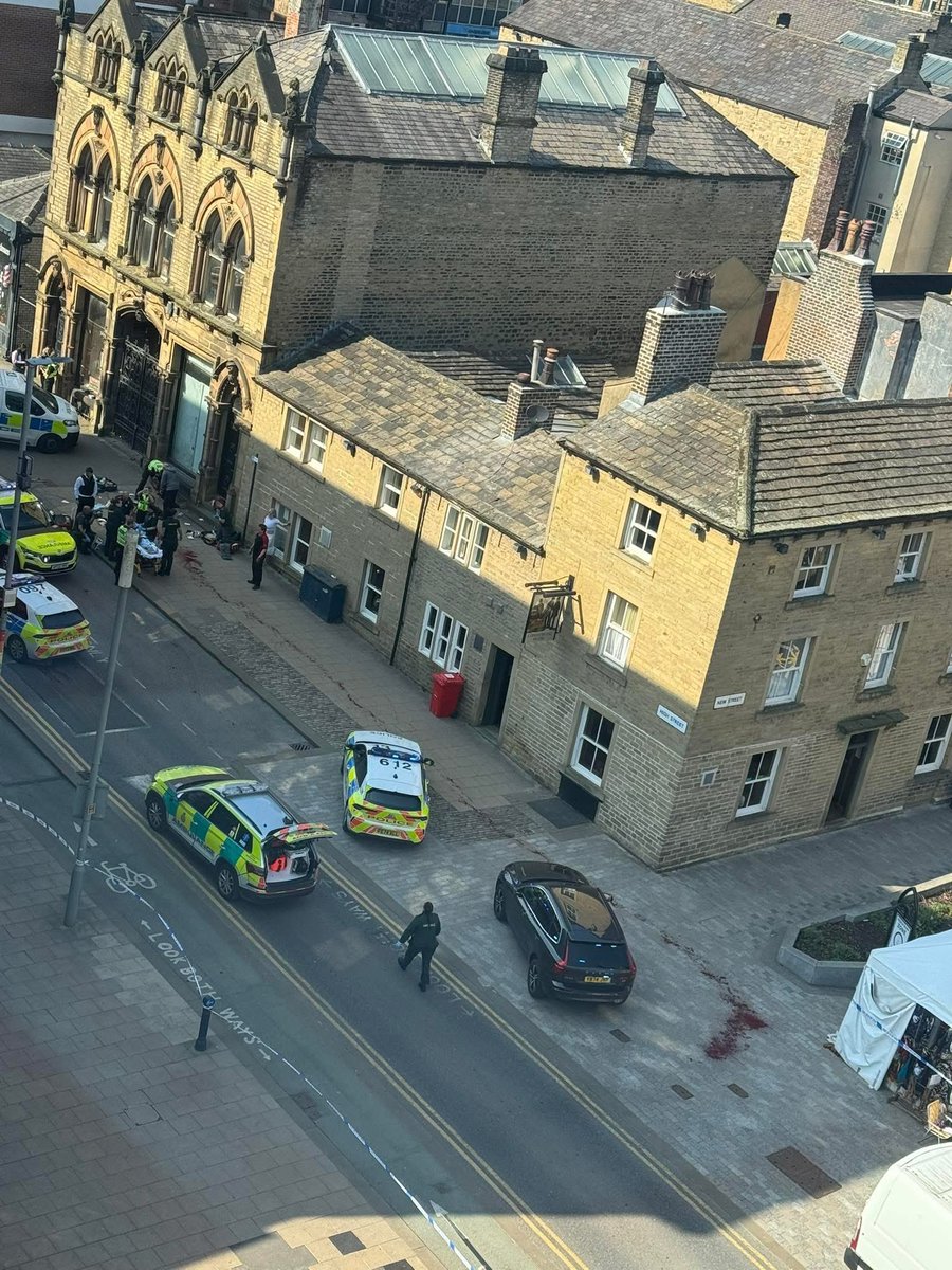 🚨 I am being told that a 16-year-old BOY had his THROAT CUT yesterday afternoon in HUDDERSFIELD, and that the suspect is KURDISH, this is the report from the BBC 👇🏻

A man has been taken to hospital after he was found with a stab wound in Huddersfield town centre.

West