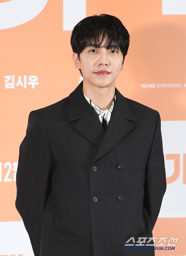 이승기, 후크 참교육…法 ＂이승기 정산금 5억 8700만원 지급하라＂[종합] (출처 : 네이버 연예) naver.me/FW6qBbL2