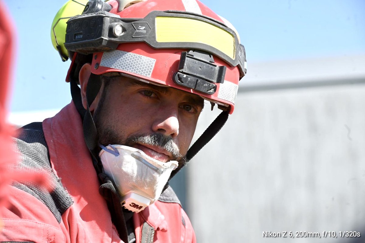 SoldatsdufeuMag's tweet image. 🔥 HÉROS DU QUOTIDIEN 🔥

Chez SOLDATS DU FEU, nous mettons en lumière ces hommes et femmes d’exception qui, chaque jour, risquent leur vie pour sauver la nôtre à travers cette série de portraits. 🚒💪

#insarag #uiisc1 #sdis18 #cyno #sécuritécivile #pompiers #militaires