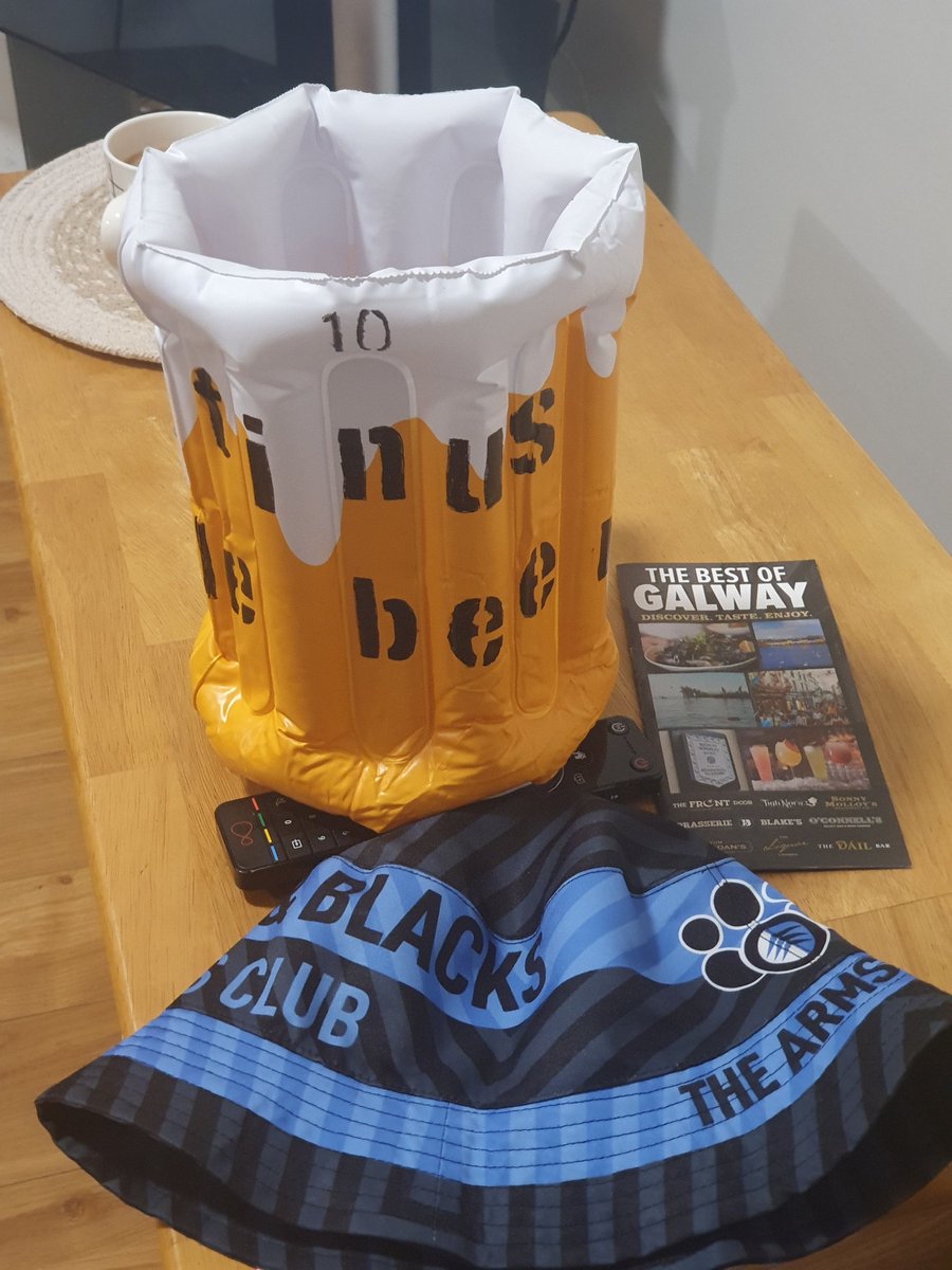 advance party in galway with travel size tinus <a href="/Cardiff_Rugby/">Cardiff Rugby</a> <a href="/CardiffBluesSC/">Cardiff Blue & Blacks Supporters Club</a>