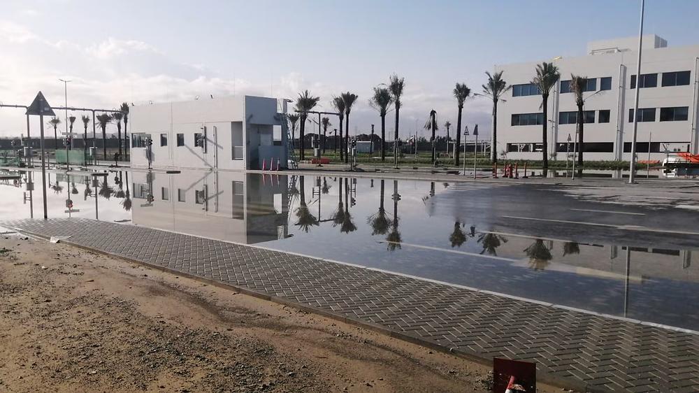 WeighingNews's tweet image. Dubai&apos;s waste incineration plant&apos;s weighing system survived 48 hours of flooding without damage, thanks to advanced technology. Learn how innovative weighing solutions withstand extreme conditions. 

lnkd.in/gnVwxnnr

#WeighingTech #Innovation #Weighbridge #Dubai