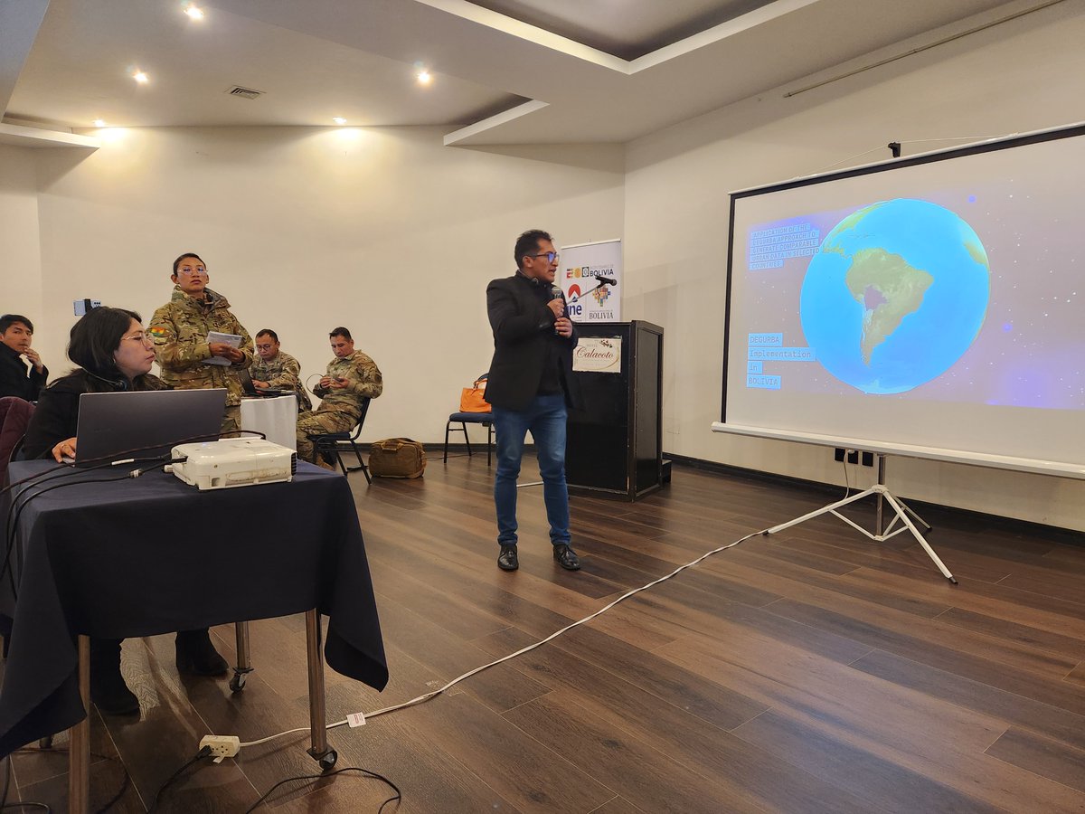 CopernicusEMS's tweet photo. Our #GHSL team supported a capacity-building workshop in Bolivia on applying the Degree of #Urbanisation to produce consistent urban data.
Participants mapped urban areas using national datasets, supporting harmonised stats and future census use.
📸 Workshop highlights ⬇️ https://t.co/QI3oxNLbbV