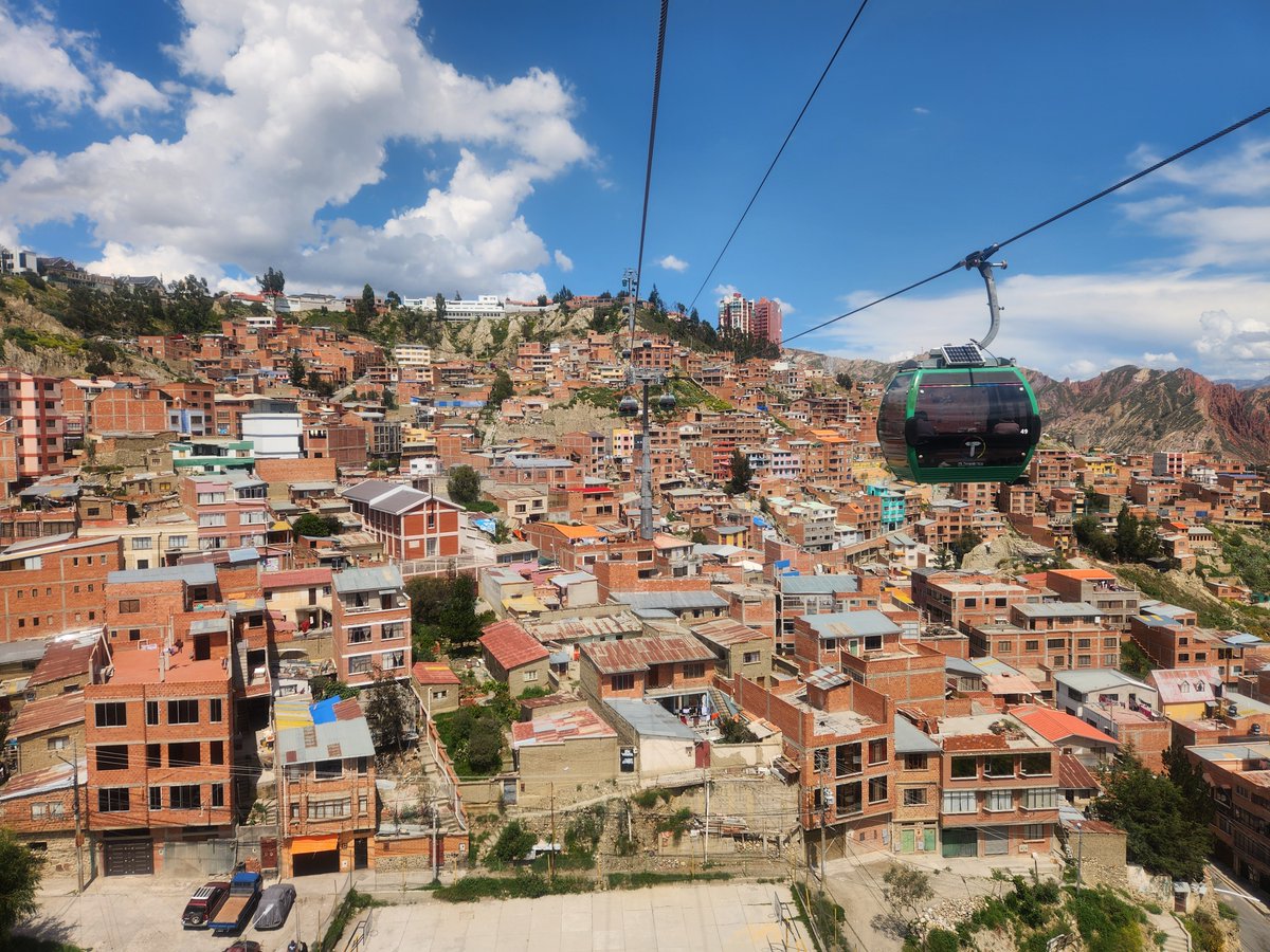 CopernicusEMS's tweet photo. Our #GHSL team supported a capacity-building workshop in Bolivia on applying the Degree of #Urbanisation to produce consistent urban data.
Participants mapped urban areas using national datasets, supporting harmonised stats and future census use.
📸 Workshop highlights ⬇️ https://t.co/QI3oxNLbbV