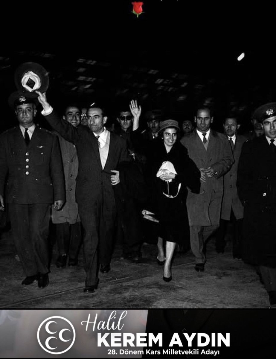 “Mevzu vatansa hepimiz ölelim,
Mevzu makamsa hepiniz ölün.”
                              Başbuğ Alparslan Türkeş

#BaşbuğlarOlmez
#BaşbuğAlparslanTürkeş