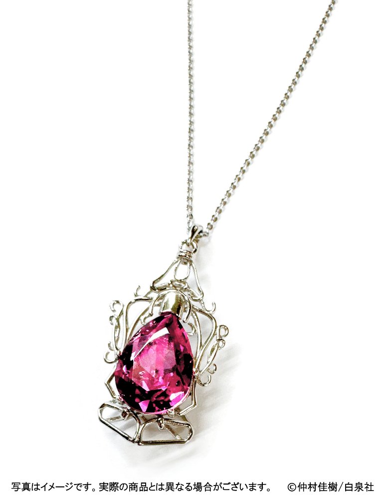 hanayumeten's tweet image. 🌸京都🌸～新規グッズ情報～

「スキップ・ビート！×THE BLOSSO　プリンセス・ローザ　ネックレス」
19,800円（税込）　※お一人様につき1個まで

キョーコが蓮からプレゼントされた宝石「プリンセス・ローザ」で作ったネックレスを再現💎
まんがから抜け出たような繊細な造形にご注目👀

#花とゆめ展