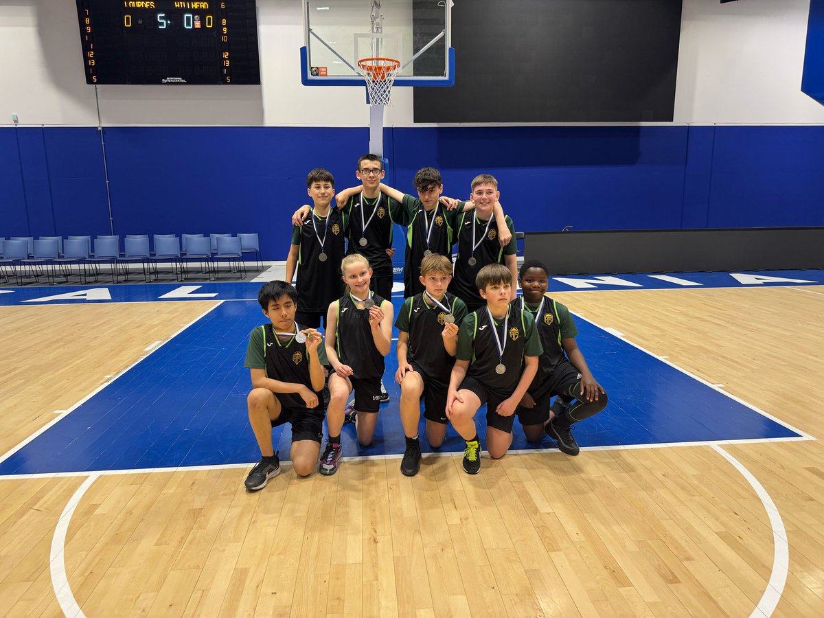 Congratulations to the S1 girls who won the Glasgow and the West League cup. Also, well done to the
S1 boys who were runners up in the Glasgow and the West League cup.