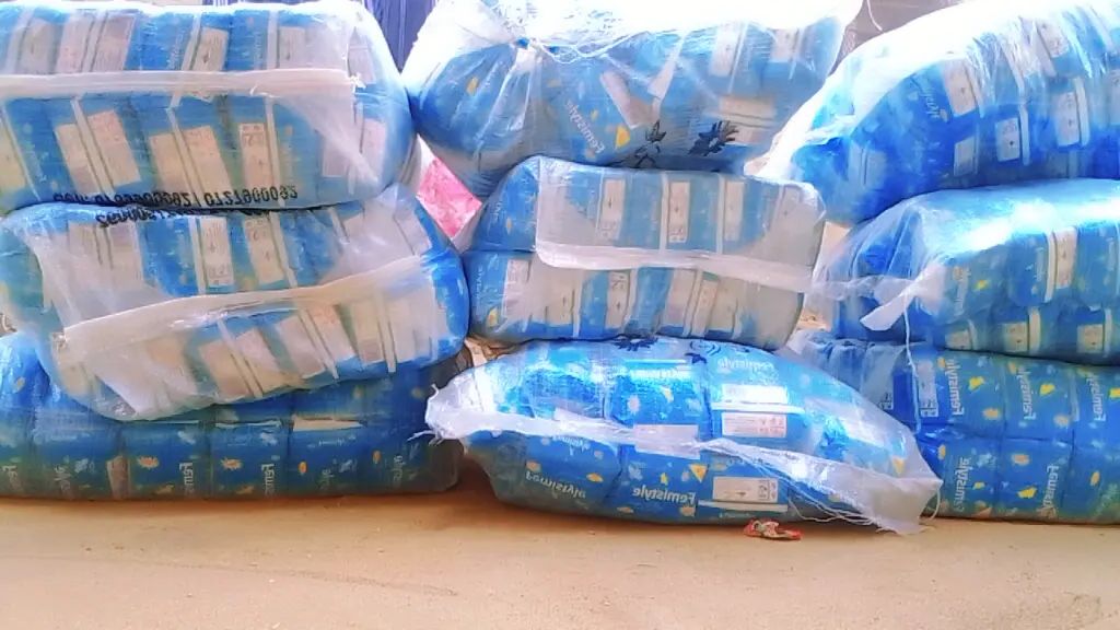Term two we are ready for you🙏 Sanitary Pads for my girls, i will continue keeping them safe in schools and classes. Thank you Daktari <a href="/CKyobutungi/">Dr. Catherine Kyobutungi Muzukulu wa Bityo</a> #endperiodstigma <a href="/BarakaLiz/">Baraka Tele</a> <a href="/BravinOnditi/">Bravin Onditi</a> <a href="/AFRIpads/">AFRIpads</a> <a href="/erinplaw/">Erin Law</a> <a href="/Kiptoo024/">Ng'olepus Kiptoo 🇰🇪❤️🇵🇸</a> <a href="/BravinOnditi/">Bravin Onditi</a> <a href="/MamaSylla5/">Mama Sylla</a> <a href="/Marro_Amani/">MARO AMANI</a>