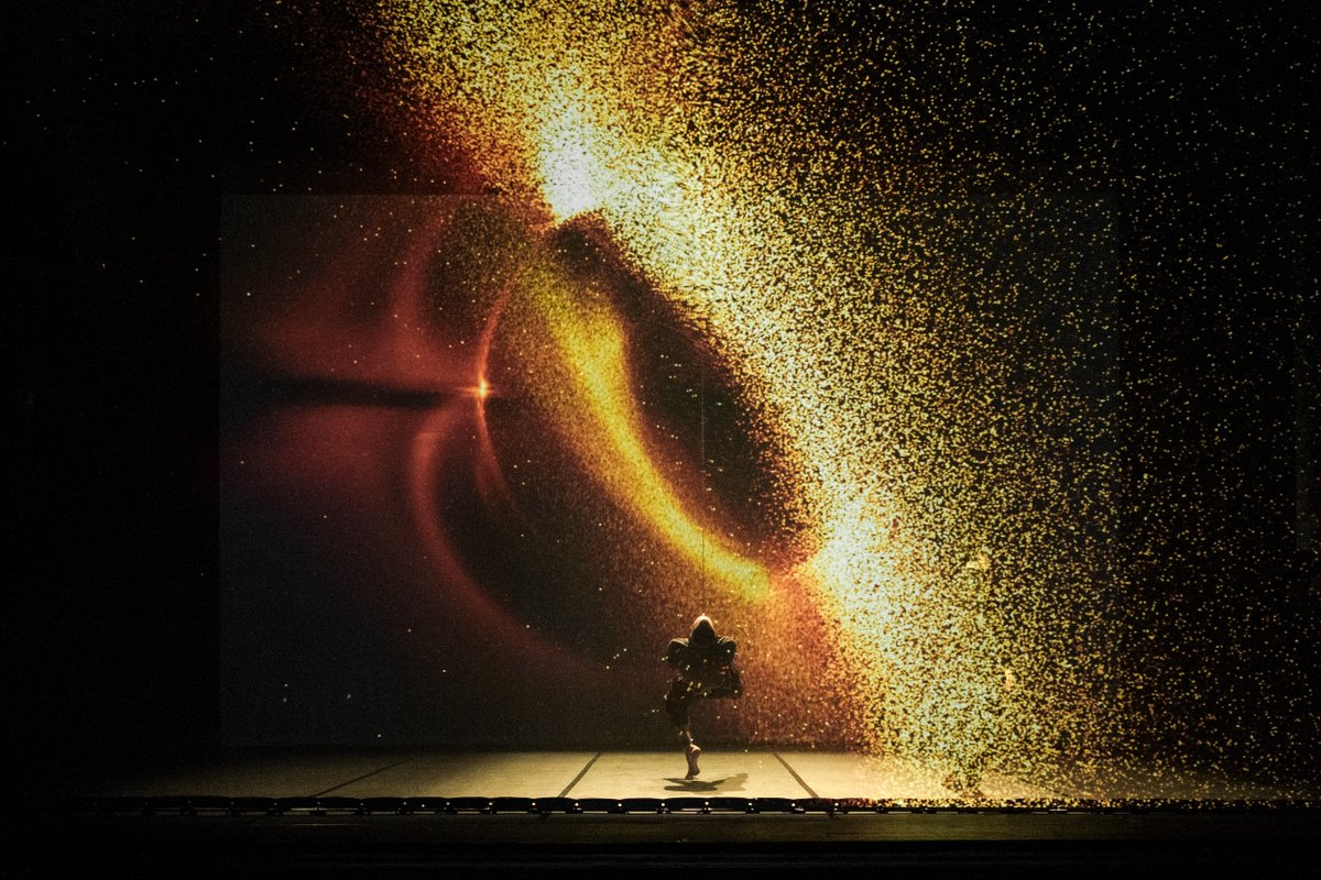 fuse* (@fuse_works) on Twitter photo From the liminal space between wakefulness and sleep to the dissolution of boundaries, Sál explores the delicate balance between holding on and letting go.
Premiering at <a href="/NTT_Taichung/">National Taichung Theater 臺中國家歌劇院</a> on April 26th and 27th
npac-ntt.org/en/program/eve… From the liminal space between wakefulness and sleep to the dissolution of boundaries, Sál explores the delicate balance between holding on and letting go.
Premiering at <a href="/NTT_Taichung/">National Taichung Theater 臺中國家歌劇院</a> on April 26th and 27th
npac-ntt.org/en/program/eve…