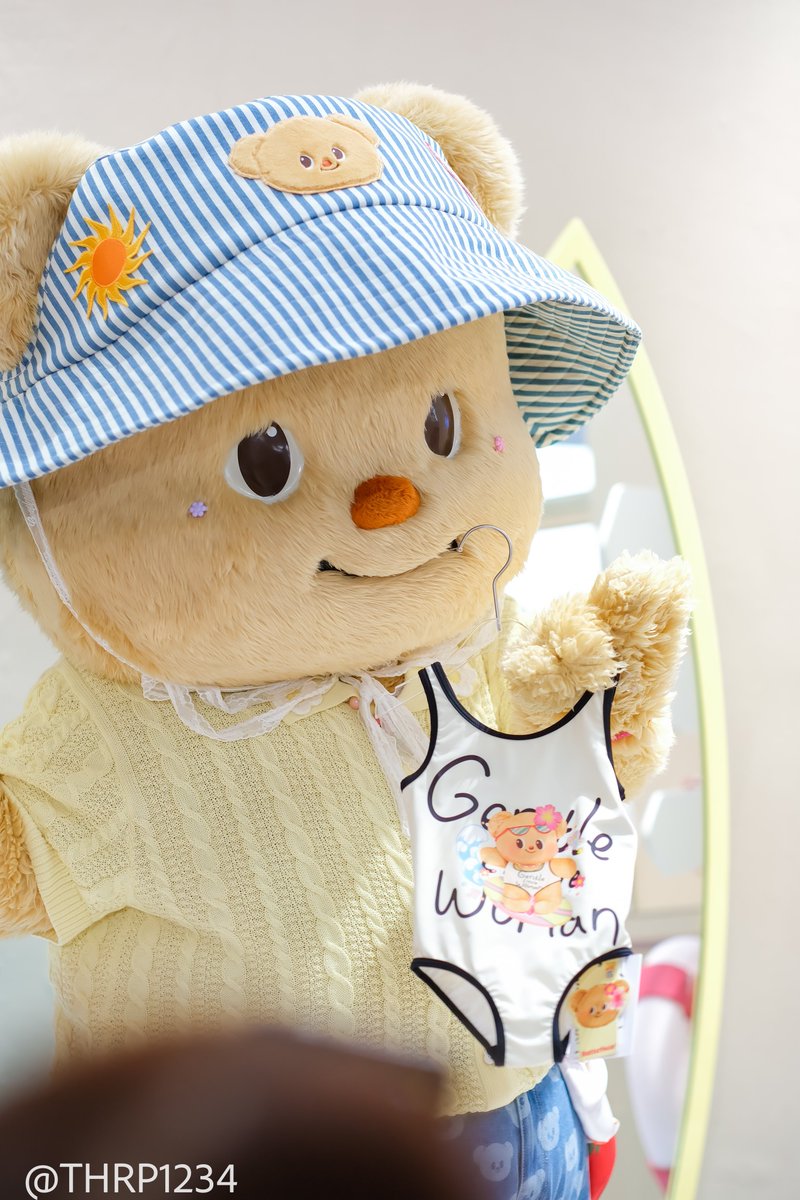 THRP1234's tweet photo. ใส่ได้พอดีเลยยยย 🩱 #GentlewomanxButterbear
#Butterbear https://t.co/wN9uDuG1Dl