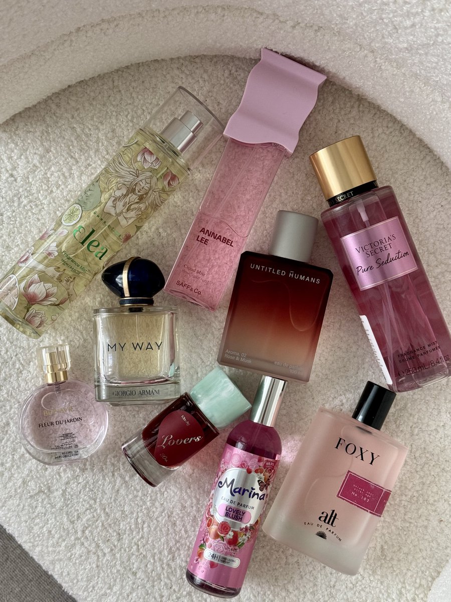 cloudysnowys's tweet image. DEFINISI ORANG CANTIK &amp;amp; WANGI KALAU DIGAMBARIN LEWAT PARFUM 🥹🌺🩷

parfumnya: