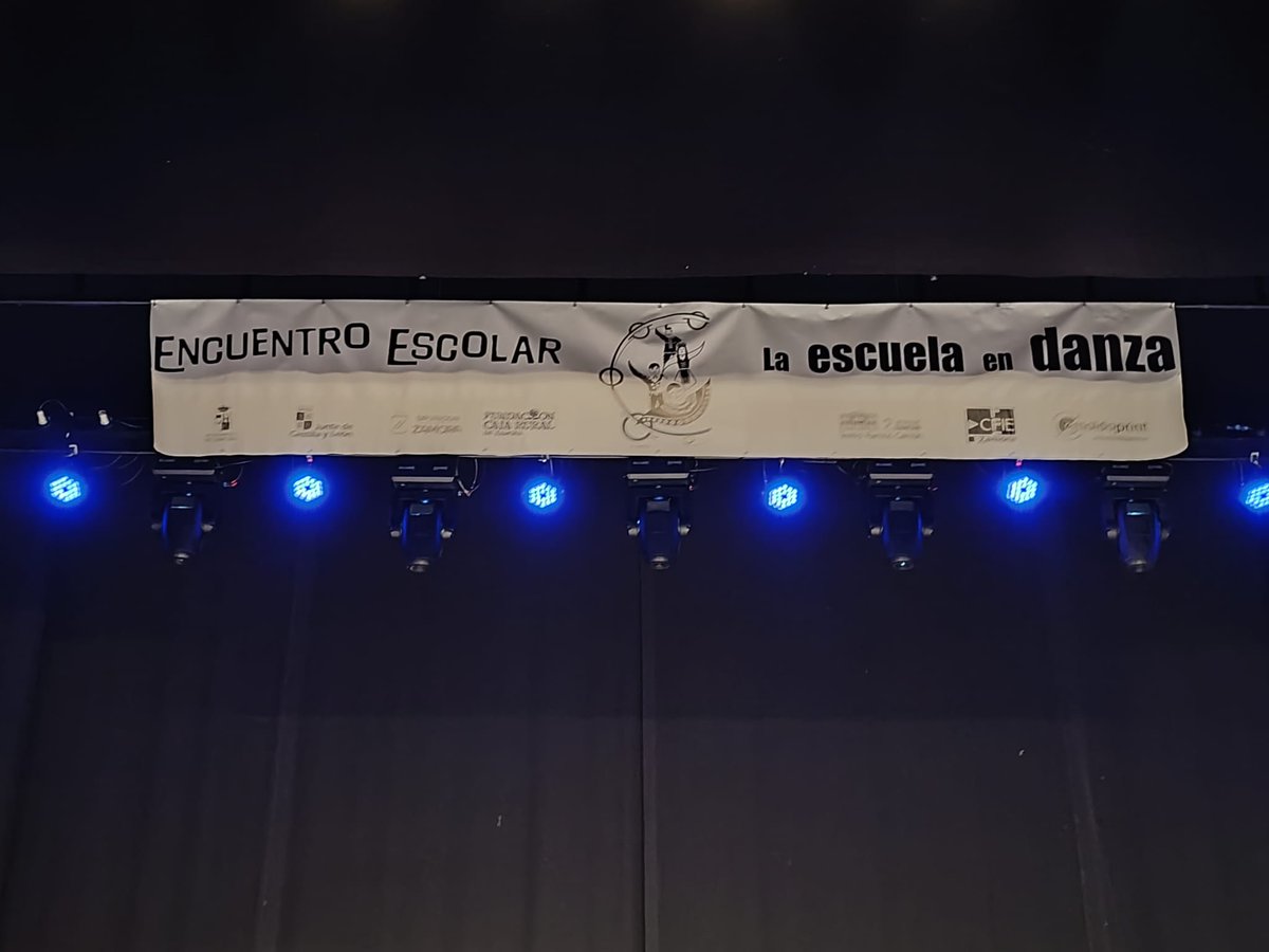 CFIE de Zamora (@cfiezamora) on Twitter photo Agradecer en nombre de todos nosotros, el trabajo que realizan los docentes <a href="/educacyl/">Educación JCyL</a> que hacen posible la participación de sus alumnos, y en especial a los participantes del Seminario "La Escuela en Danza" por todo el esfuerzo realizado. Agradecer en nombre de todos nosotros, el trabajo que realizan los docentes <a href="/educacyl/">Educación JCyL</a> que hacen posible la participación de sus alumnos, y en especial a los participantes del Seminario "La Escuela en Danza" por todo el esfuerzo realizado.