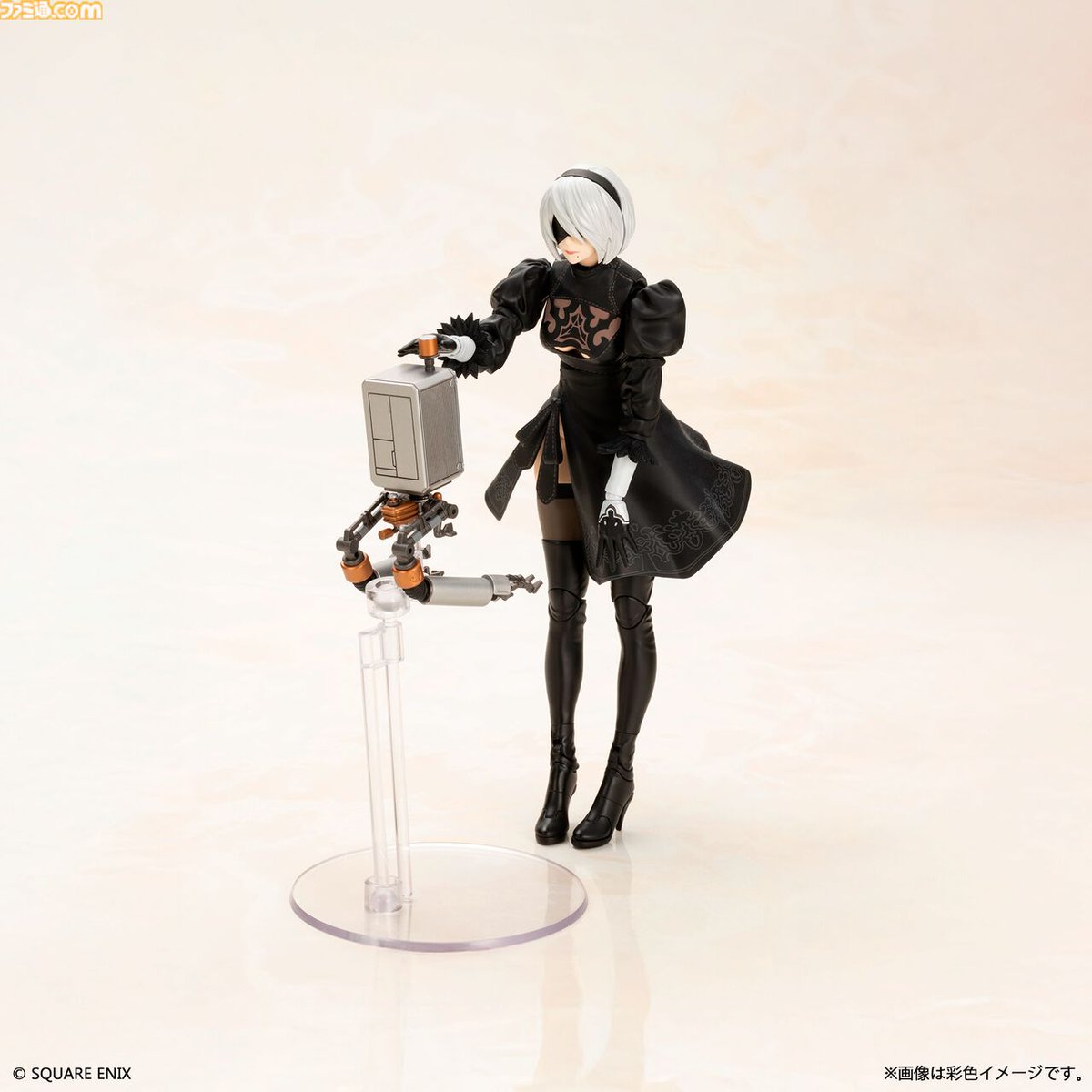 famitsu's tweet photo. 『ニーア オートマタ』2B（ヨルハ二号B型）のプラモデルが9月に発売決定
https://t.co/csv3p5izCT

ゲーム内の3Dモデル準拠としたデザイン。白の契約、白の約定、スカート刺繍のデカール、可動仕様のポッドが付属するほか、自爆モードも再現可能。

#NieR #ニーア https://t.co/1DSYWfLXvV