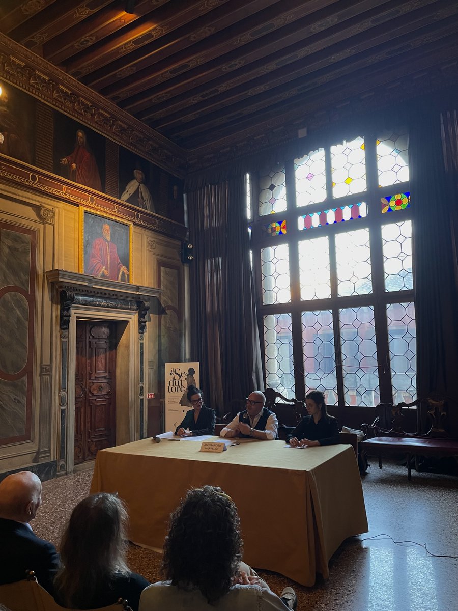 ✨Alessandro Martello ha dato il via a questo affascinante percorso con la conferenza “Il teatro al tempo di Casanova”, dove ha spiegato il legame profondo tra il celebre seduttore e l’arte teatrale. Per scoprire le prossime conferenze, visitate il sito mocenigo.visitmuve.it/.../21190/conf…