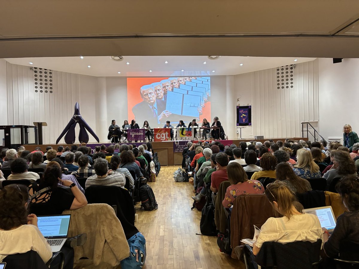 2e journée des intersyndicales femmes CGT/FSU/Solidaires. Des échanges rigoureux et passionnants sur l’intersectionnalite avec des chercheuses et des militantes engagées 👇 comme K. Crenschaw, J. Falquet et A. Azaria ✊merci Mesdames 💪