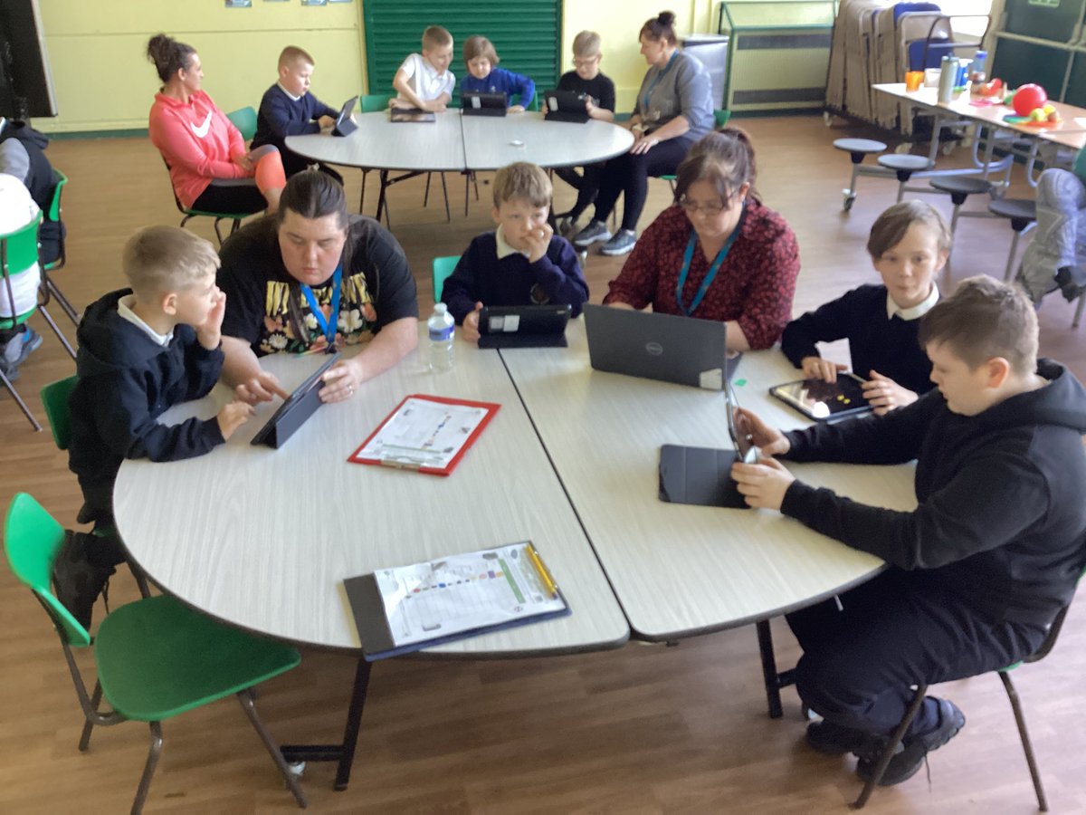 STHELENSPACE's tweet image. Wednesday 26th March 2025 - National Maths Day
We had lots of fun taking part in a shape scavenger hunt and whole school TTRS battle!