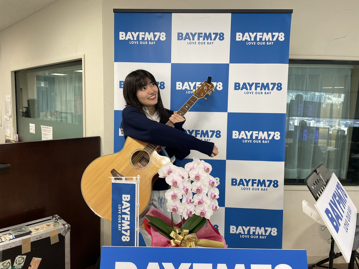 皆さん！
1週間お仕事・学校・家事お疲れ様です！

今夜24時からBAYFMにて
新番組『由薫のFRIDAY NIGHT DIVER』がスタートします📻
金曜に夜に皆さんと作る秘密の遊び場 #ユカフラ 🌙
是非、お聴きください！

🔗bayfm.co.jp/info/yuka20250…

✉️yuka@bayfm.co.jp

by staff
<a href="/bayfm78MHz/">BAYFM78</a> #bayfm