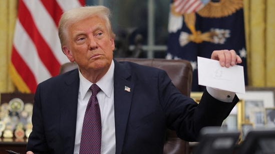 TheNoCapPress's tweet image. @realDonaldTrump Purges NSA Chief in Sudden Shake-Up as cybersecurity leadership is abruptly dismantled without warning, raising alarms over national security stability. #TrumpShakeUp #NSAPurge #CybersecurityCrisis #LeadershipPurge #BreakingNews 

Read more:…