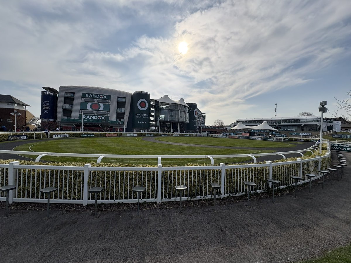 RoR (@rorlatest) on Twitter photo Join us <a href="/AintreeRaces/">Aintree Racecourse</a> in the parade ring at 12:55pm for the #RoRParade featuring 12 former racehorses, including the legendary Pineau De Re, 2014 Grand National winner! 🏇✨
This parade highlights the wide range of activities that racehorses can pursue when they retire from Join us <a href="/AintreeRaces/">Aintree Racecourse</a> in the parade ring at 12:55pm for the #RoRParade featuring 12 former racehorses, including the legendary Pineau De Re, 2014 Grand National winner! 🏇✨
This parade highlights the wide range of activities that racehorses can pursue when they retire from