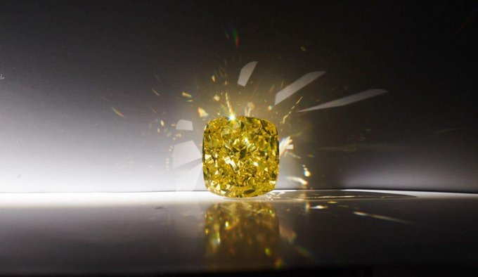 ferozwala's tweet image. Historic brilliance!   

The world’s biggest diamond producer, #Alrosa, has finished cutting the largest diamond ever found in #Russia — marking a dazzling milestone in the country&apos;s gem industry