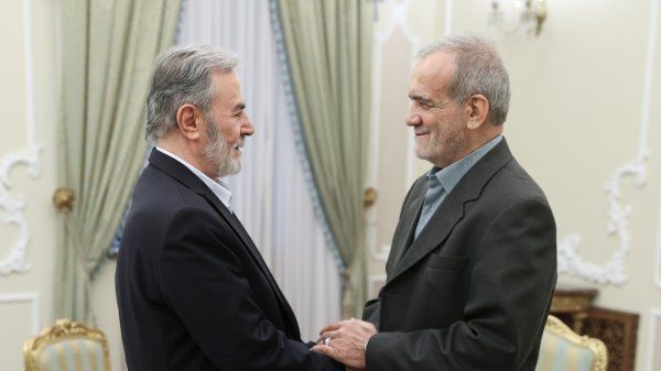 دفاع از مظلومان جهان، شعار نیست! سیاست عملی جمهوری اسلامی ایران است؛
 این را ایران در مورد فلسطین اثبات کرده است...
« تفاوت حکومت دینی با سکولار»