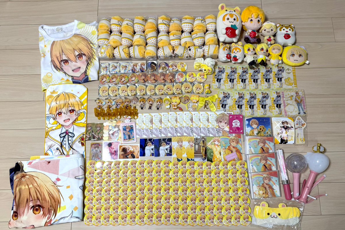 trhkrtkn's tweet photo. お値段安価でお譲り致します。
⚠️リプ欄にアップでの画像あり
纏めてのご購入でグッズ無償でお付けいたします。

支払い）銀行振込、現金書留等⭕️
　　　   メルカリ❌

 #るぅとくんグッズ買取  #るぅとくんグッズ回収  #るぅとくんグッズ無限回収 https://t.co/S67KhMFUX6
