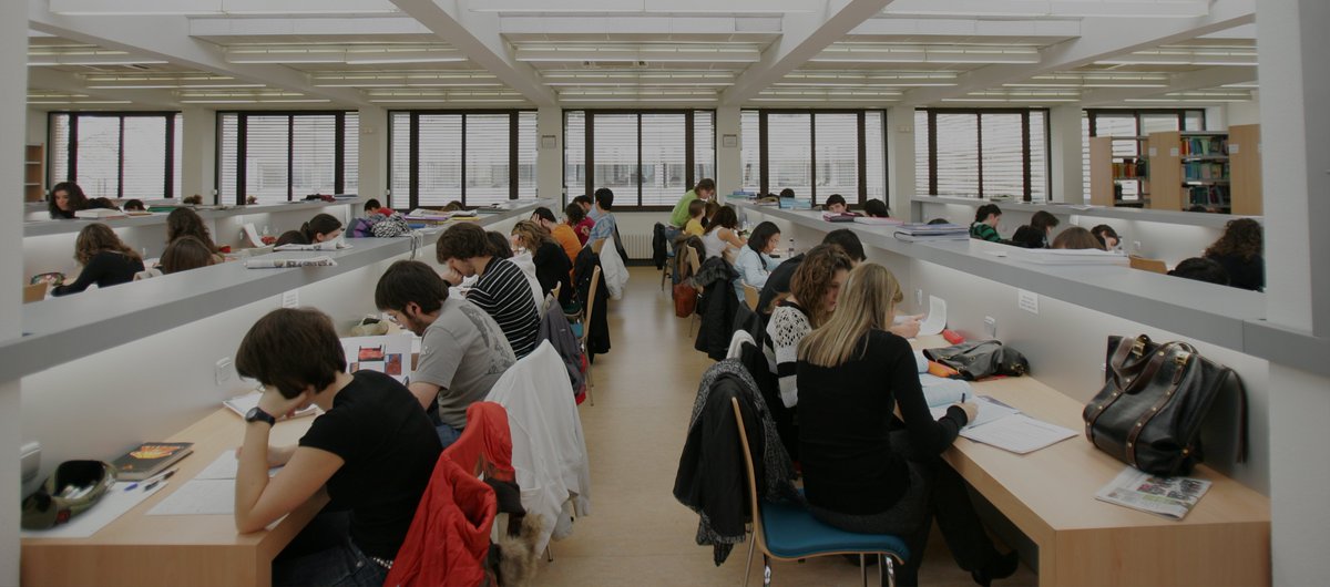 🗣️Del 6 de abril al 18 de mayo, en la Biblioteca:

✔️Ampliamos el horario los domingos y festivo,
✔️habilitamos aulas de estudio adicionales.

Más ℹ️ noticias-biblioteca.unav.edu/2025/04/02/exa…

#DóndeEstudioHoy #UnavEnExámenes #labibliotecaenexámenes