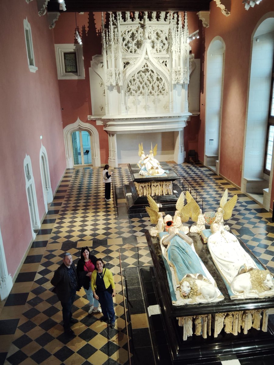 🚶‍♂️ Exploring the academic &amp; cultural heritage of Dijon! A walk through <a href="/univbourgeurope/">Université Bourgogne Europe</a>, a visit to the museum, and a historic tour filled with stories. Then a shared dinner where Mediterranean flavors met Burgundy’s gastronomy—nourishing both mind &amp; spirit! 🍷✨ #MEDIET4ALL