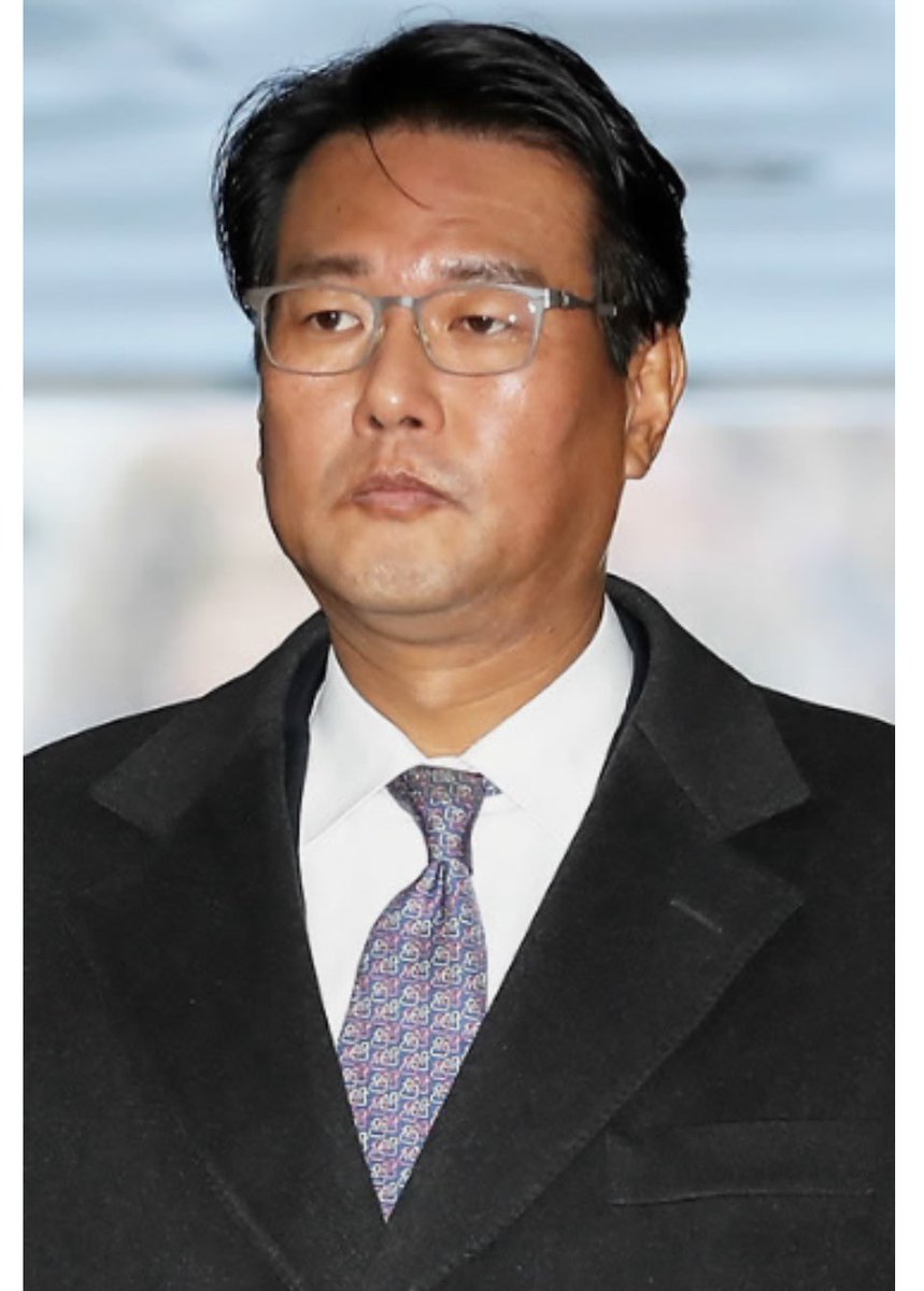 이ㅅ ㄲ 소재 파악 됨??
이거 빨리 출금 시켜라 매국은 이ㅅㅆ가 수괴다