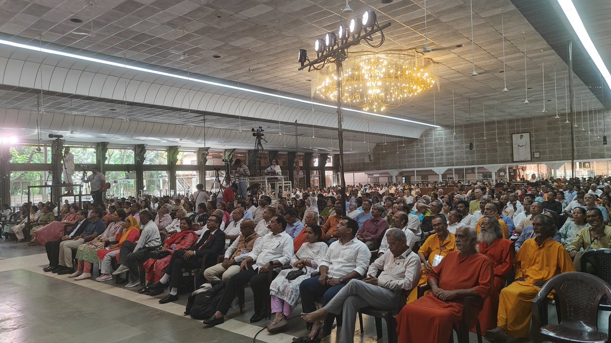Amrita Vishwa Vidyapeetham (@amritaedu) on Twitter photo Attended by faculty from all campuses, Amrita Innovation & Research Awards ceremony has commenced at <a href="/Amritapuri/">Amritapuri Ashram</a>. Chancellor Amma <a href="/Amritanandamayi/">Mata Amritanandamayi</a> with Chief Guest Dr. V Narayanan, Chairman, <a href="/isro/">ISRO</a> with Deans & top 2% scientists on dias.
Live: youtube.com/live/Dd3WrkSQQ… Attended by faculty from all campuses, Amrita Innovation & Research Awards ceremony has commenced at <a href="/Amritapuri/">Amritapuri Ashram</a>. Chancellor Amma <a href="/Amritanandamayi/">Mata Amritanandamayi</a> with Chief Guest Dr. V Narayanan, Chairman, <a href="/isro/">ISRO</a> with Deans & top 2% scientists on dias.
Live: youtube.com/live/Dd3WrkSQQ…