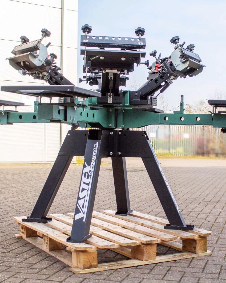 _screenprint's tweet photo. USED SPOTLIGHT OF THE MONTH: 

This used 2011 Vastex 2000HD 6-colour, 4-station manual press is in excellent condition and comes with a 30 day warranty! Perfect for any printshop. 

Find out more: https://t.co/02NdqtZAEu 

#screenprintnig #screenprintworld #screenprinter https://t.co/X5Yf47HrQR