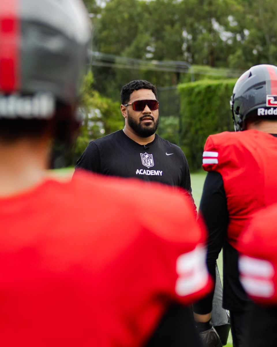 NFL Academy tweet media