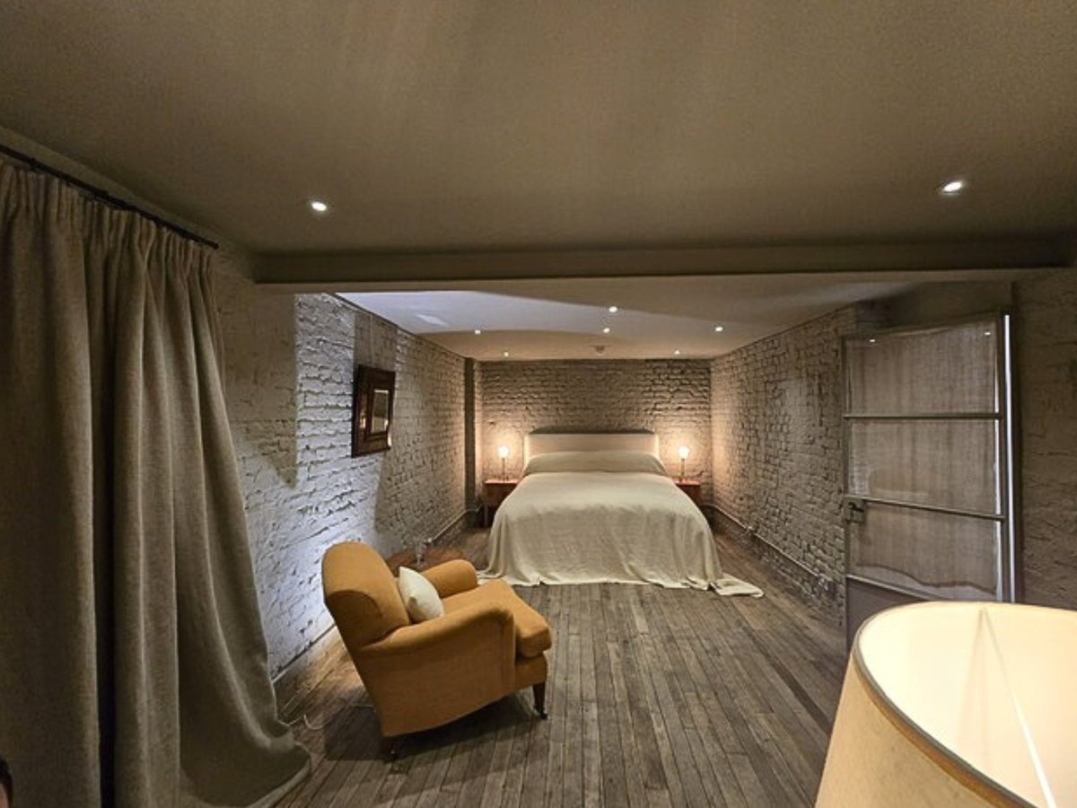 BB Contracts Limited tweet media