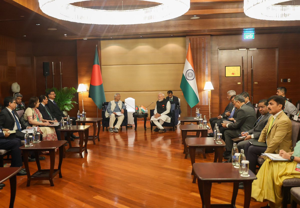 Randhir Jaiswal (@meaindia) on Twitter photo PM <a href="/narendramodi/">Narendra Modi</a> met @ChiefAdviserGOB of Bangladesh on the margins of BIMSTEC Summit today in Bangkok. 
PM underlined 🇮🇳’s desire for constructive relations with 🇧🇩 based on mutual respect & sensitivity. PM also underlined the need to ensure the safety & security of Hindus in PM <a href="/narendramodi/">Narendra Modi</a> met @ChiefAdviserGOB of Bangladesh on the margins of BIMSTEC Summit today in Bangkok. 
PM underlined 🇮🇳’s desire for constructive relations with 🇧🇩 based on mutual respect & sensitivity. PM also underlined the need to ensure the safety & security of Hindus in