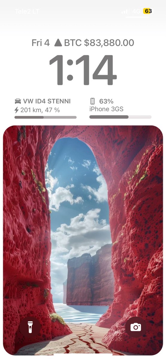 AppleBloggerUX's tweet image. My this weekend iPhone Wallpaper, Lockscreen and Home Screen. Can you upload yours? #Apple