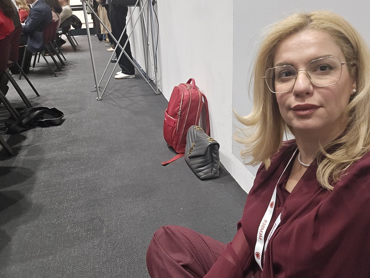 Ekaterini Lambrinou💙 (@ekaterinil) on Twitter photo Opportunity for yoga & streching when the room is full🤪. Afterall..is a session on exercise!😉 #escprev2025 <a href="/escardio/">European Society of Cardiology</a> <a href="/vass_vassiliou/">Vass Vassiliou</a> <a href="/mmamas1973/">Mamas A. Mamas</a> <a href="/ACNAPPresident/">ACNAPPresident</a> <a href="/agamard_esc/">Alexandra Henry (Gamard)</a> <a href="/DrMarthaGulati/">Dr. Martha Gulati ♥️🫀❤️🩹🇨🇦</a> <a href="/AnastasiaSMihai/">Dr Anastasia Mihailidou FAHA FCSANZ FESC</a> <a href="/biljana_parapid/">Biljana Parapid, MD, PhD, FESC</a> <a href="/AndreasGevaert/">Andreas Gevaert</a> <a href="/ARakisheva/">Amina</a> <a href="/BartoszHudzik/">Bartosz Hudzik MD PhD FESC FACC</a> Opportunity for yoga & streching when the room is full🤪. Afterall..is a session on exercise!😉 #escprev2025 <a href="/escardio/">European Society of Cardiology</a> <a href="/vass_vassiliou/">Vass Vassiliou</a> <a href="/mmamas1973/">Mamas A. Mamas</a> <a href="/ACNAPPresident/">ACNAPPresident</a> <a href="/agamard_esc/">Alexandra Henry (Gamard)</a> <a href="/DrMarthaGulati/">Dr. Martha Gulati ♥️🫀❤️🩹🇨🇦</a> <a href="/AnastasiaSMihai/">Dr Anastasia Mihailidou FAHA FCSANZ FESC</a> <a href="/biljana_parapid/">Biljana Parapid, MD, PhD, FESC</a> <a href="/AndreasGevaert/">Andreas Gevaert</a> <a href="/ARakisheva/">Amina</a> <a href="/BartoszHudzik/">Bartosz Hudzik MD PhD FESC FACC</a>