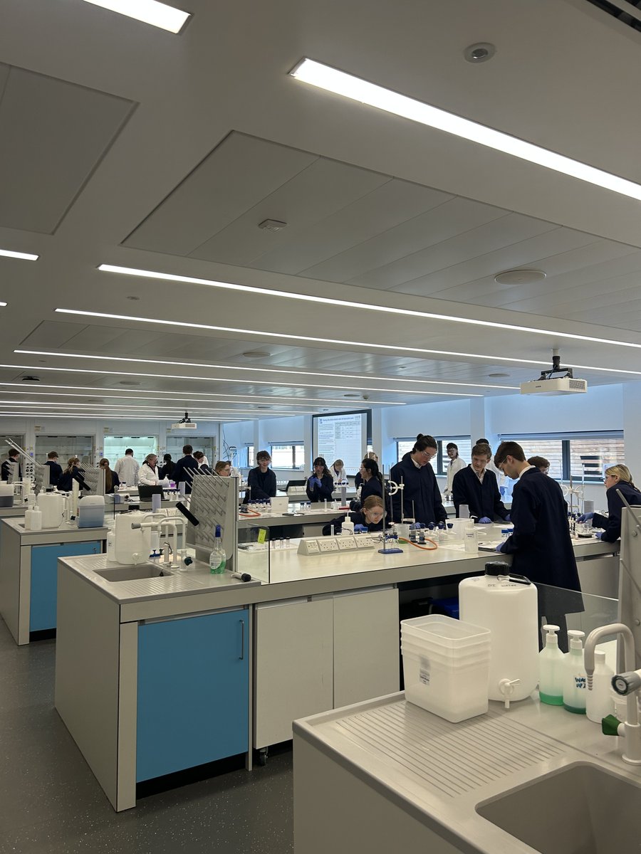 Lancaster Chemistry (@lancunichem) on Twitter photo Today we have Year 12 Chemistry students from <a href="/ripleystthomas/">Ripley St Thomas CE Academy</a> for an aspirin masterclass and quantum chemistry talk. From hands-on experiments to learning from our academics, it is set to be a full day of scientific discovery and real-world applications. 💡🔬
Thanks for coming! Today we have Year 12 Chemistry students from <a href="/ripleystthomas/">Ripley St Thomas CE Academy</a> for an aspirin masterclass and quantum chemistry talk. From hands-on experiments to learning from our academics, it is set to be a full day of scientific discovery and real-world applications. 💡🔬
Thanks for coming!