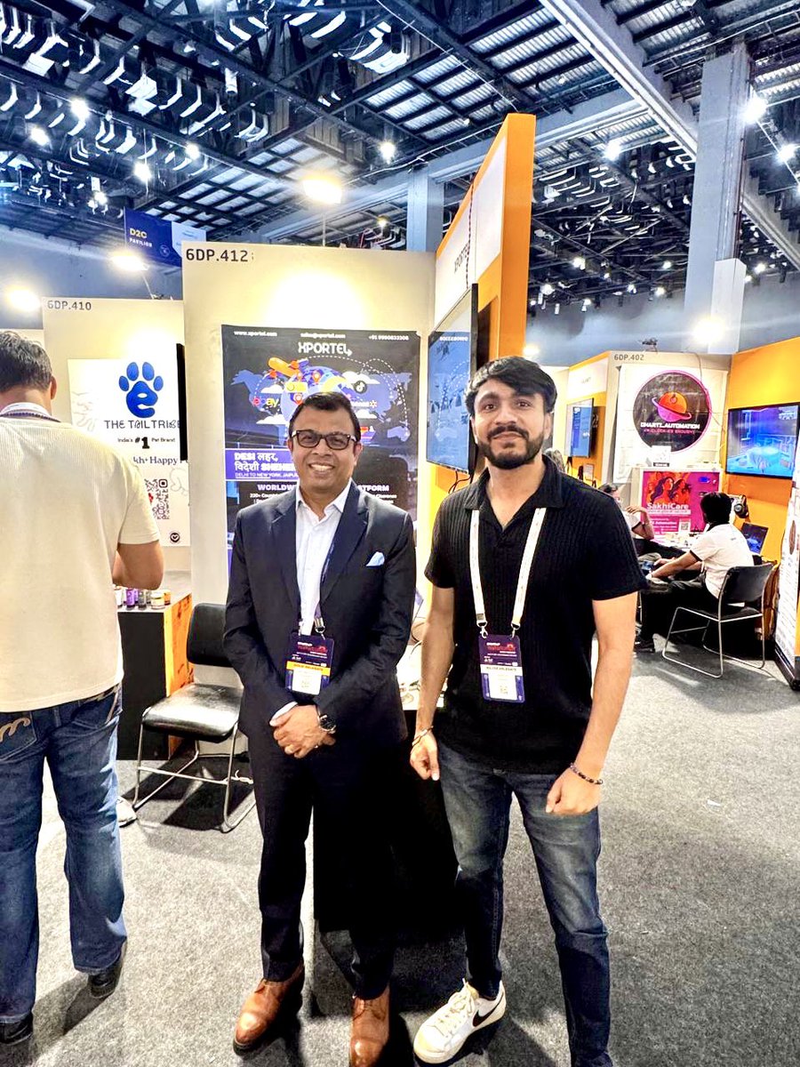rajneeeshkumar's tweet photo. India’s startup scene is vibrant! At #StartupMahakumbh2025, I saw the future—innovators like @XportelIndia , #Castler and @LogisticsNowLN (backed by #FlipkartVentures) building a #ViksitBharat. @Flipkart’s not just funding—we’re scaling dreams. Govt + industry + grit = unstoppable growth. #BharatInnovates!