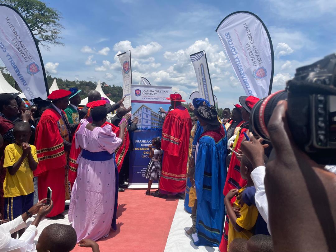 SrdSouth's tweet image. Officially we announce to you UGANDA CHRISTIAN UNIVERSITY- KAGANDO UNIVERSITY COLLEGE 🎉🎉🎉🎉🎉 Education is now at our doorsteps, no more Long distance studies @1005kgr @ALINETHUBIGMIKE @BalukuAlex51 @bkyosia @BweraSS @ChurchofUganda_