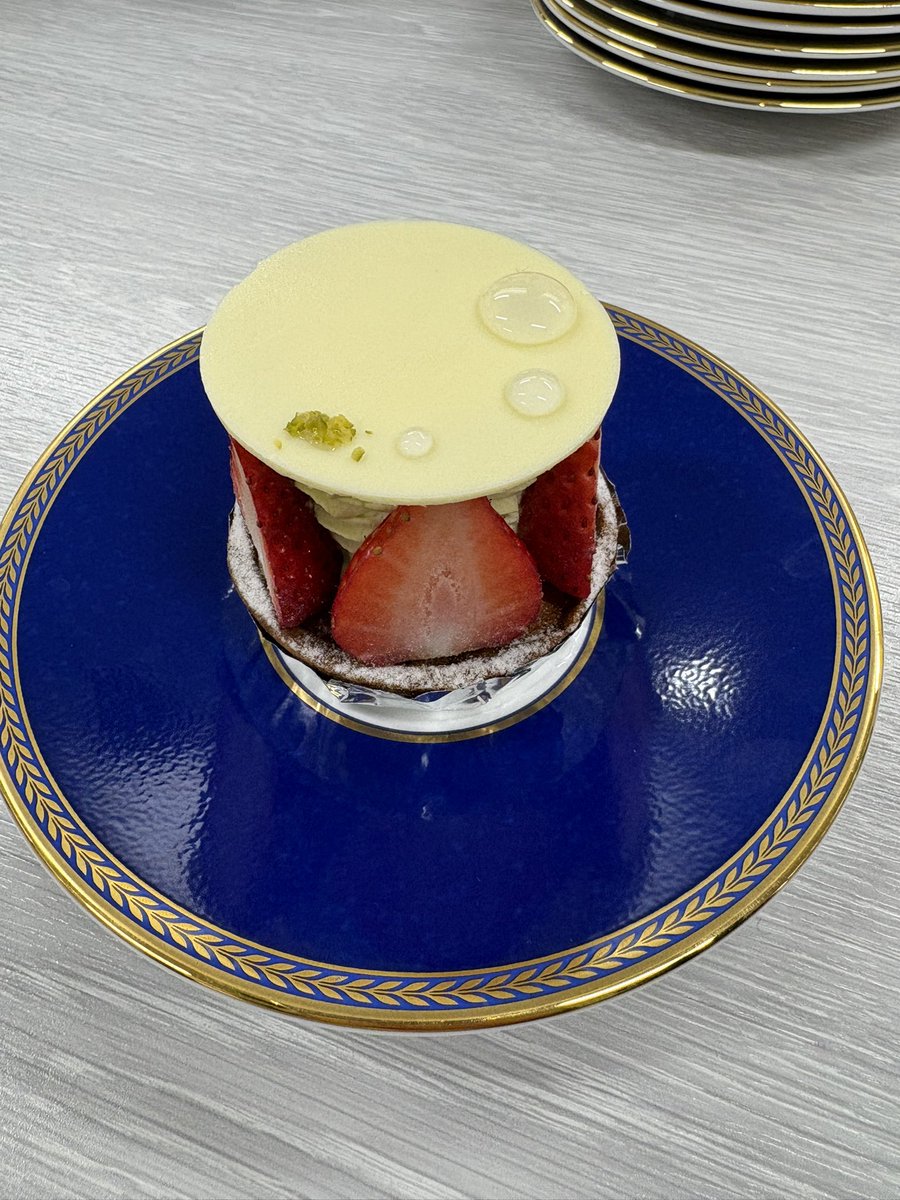 小川 鈴/ぴーぴー tweet media