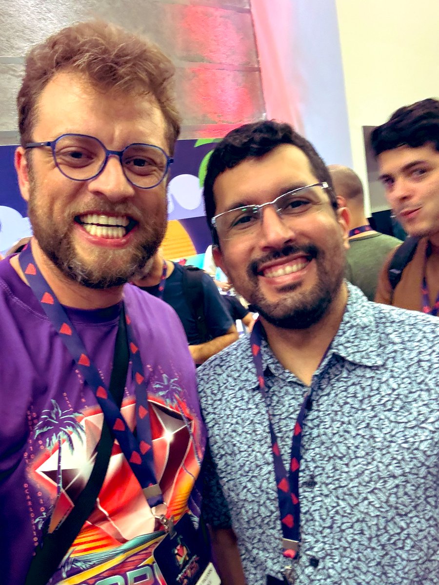 jonatasdp's tweet image. I had a fantastic time on my first day with @tropicalonrails! I’m so grateful to have such great time with #rubyfriends! @rafaelfranca, @vinistock, @rosapolis, @tomrossi7, and @cirdesh!