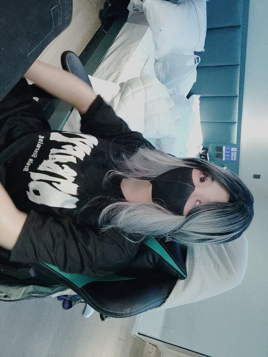 猜猜我在哪 今天晚上要干些什么
#男娘 #伪娘 #游戏 #口罩