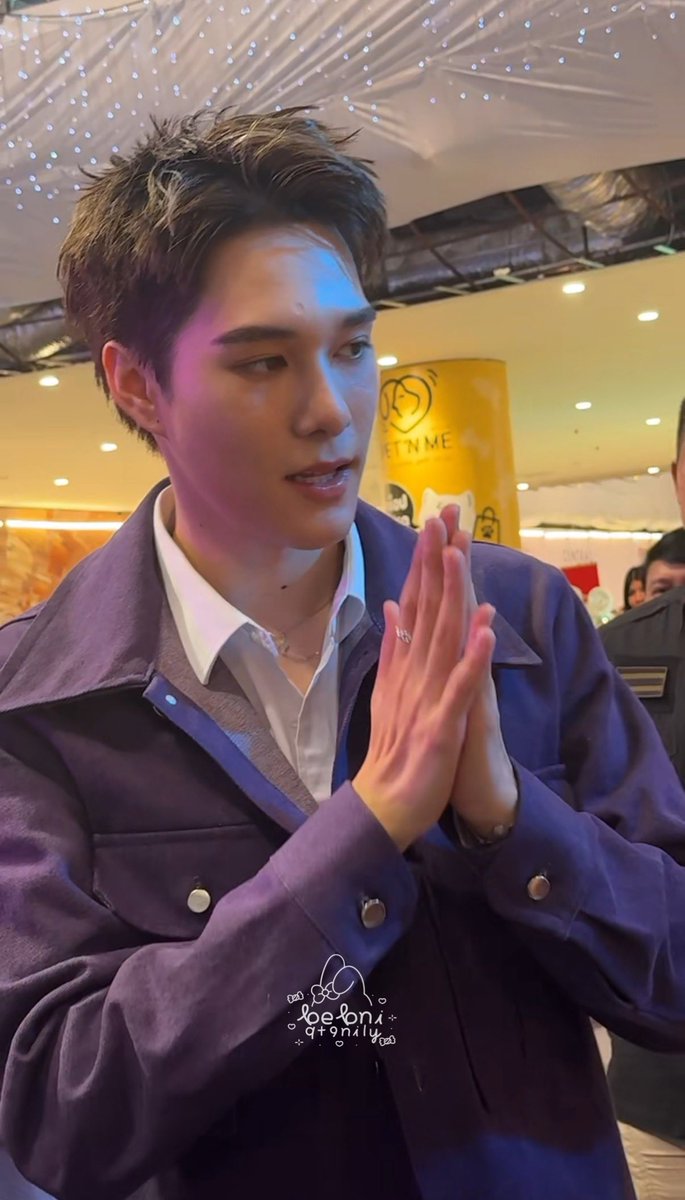 qt9nily's tweet image. ทุกครั้งที่ไปหาน้องไม่เคยอยากได้โมเม้นไรมากเลยแค่ได้เห็นหน้าก็แฮปปี้แล้ว บอกตัวเองทุกครั้งที่ไปหาน้องว่ายืนอยู่ที่เดิมนั่นแหละไม่ต้องไปวิ่งตาม จะเดินมาช้าหรือเดินมาแปปเดียวแต่ยังไงน้องก็จะเดินมาหาแน่ๆ แม่รักน้องนานินะ😭😭😭💖💖💖