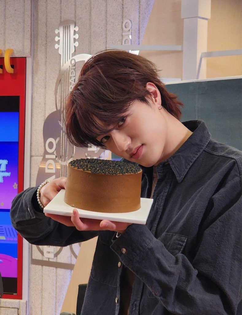HARUTO BIRTHDAY GIVEAWAY 🎂🤎

(5) winners of Haruto Pleasure Blue ver. Album

✧ like, rt, mbf me
✧ drop ### for ruto!

— ends on april 6, 12pm

Haruto : The Treasure That Keeps Shining
#ButterflyPrinceHaruto
#ハルトの誕生日いいじゃん
#세계최고_스껄남_하루토_생일축하해